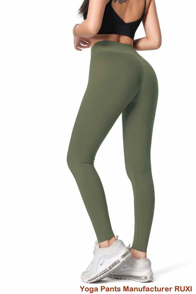 شورت يوغا مقاس كبير مع جيوب Ruxi